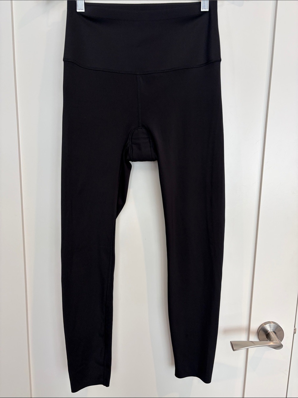 Knix Leakproof High Rise Black Leggings Heavy Absorbency Period Activewear M
